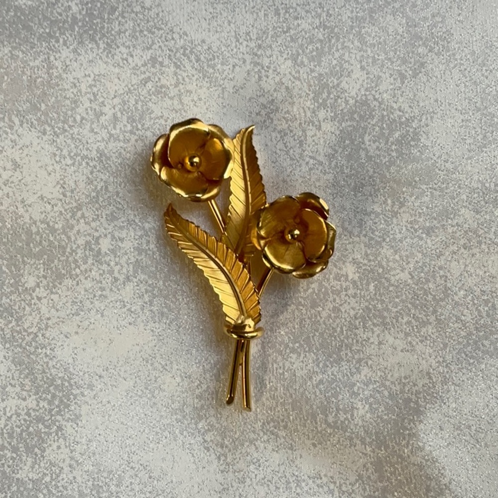 Vintage Cora Floral Pin Brooch
